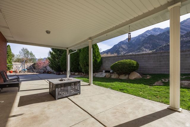 2676 E HILL CLIMB CIR, Sandy, UT 84092