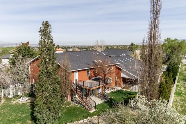 2676 E HILL CLIMB CIR, Sandy, UT 84092