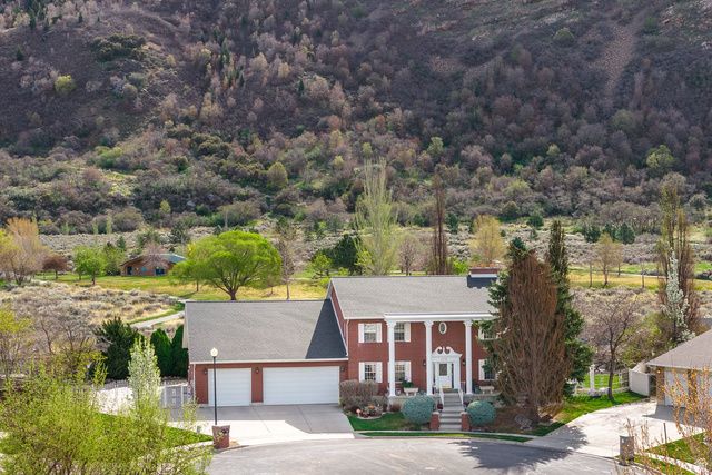 2676 E HILL CLIMB CIR, Sandy, UT 84092
