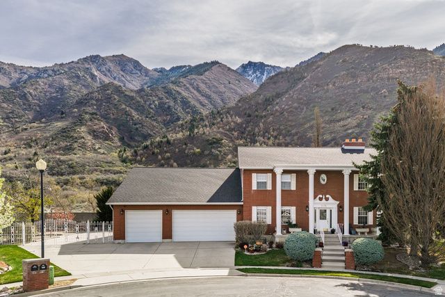 2676 E HILL CLIMB CIR, Sandy, UT 84092