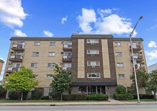 1247 S Harlem Avenue 103, Berwyn, IL 60402