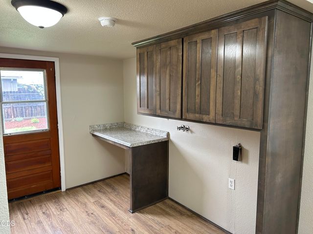 1216 Maple Park Drive, Medford, OR 97501