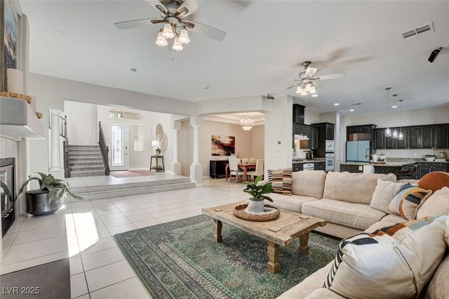 8712 Beckett Ridge Avenue, Las Vegas, NV 89149