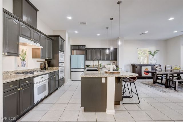 8712 Beckett Ridge Avenue, Las Vegas, NV 89149