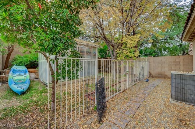 8712 Beckett Ridge Avenue, Las Vegas, NV 89149