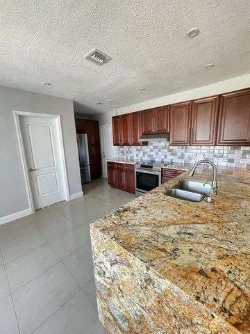 255 Foresteria Drive, Lake Park, FL 33403