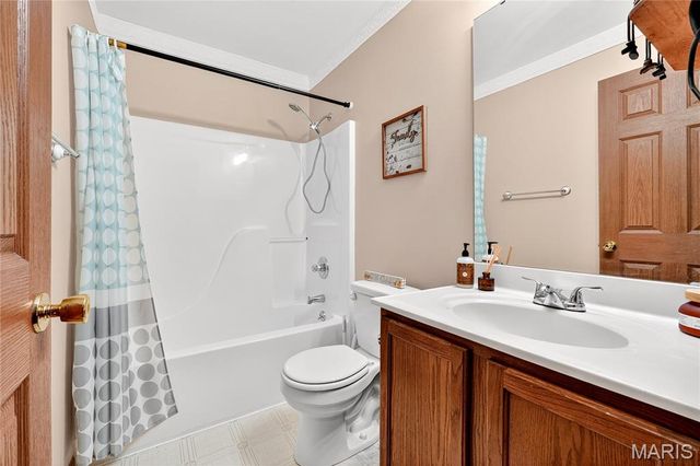 246 Ridgeway Drive, Union, MO 63084