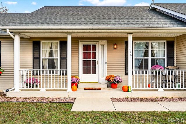 246 Ridgeway Drive, Union, MO 63084