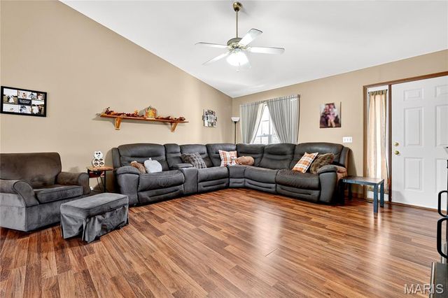 246 Ridgeway Drive, Union, MO 63084