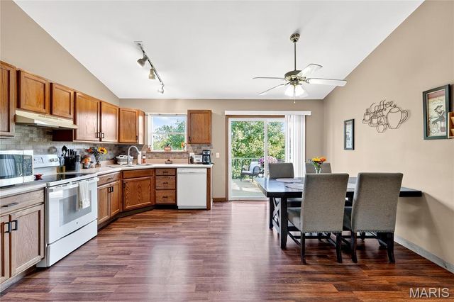 246 Ridgeway Drive, Union, MO 63084