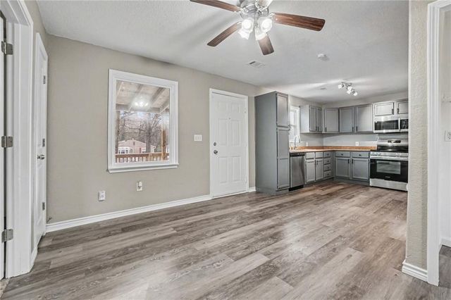 3636 NE Antioch Road, Kansas City, MO 64117