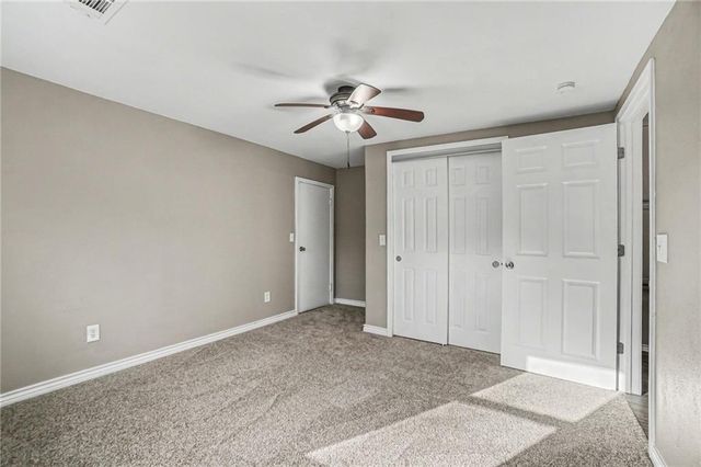 3636 NE Antioch Road, Kansas City, MO 64117