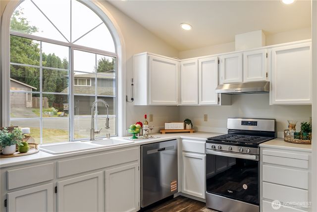 6811 Shady Grove Place, Arlington, WA 98223