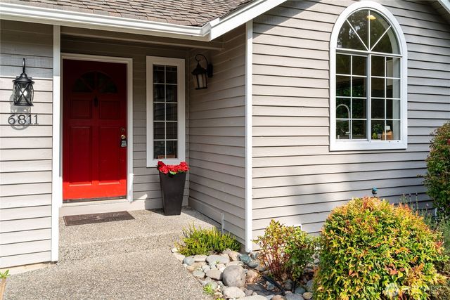 6811 Shady Grove Place, Arlington, WA 98223