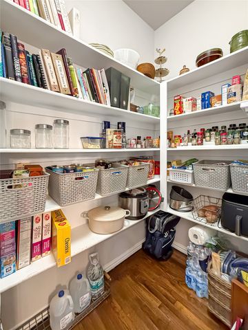 4206 Pinecreek Drive, Rowlett, TX 75088