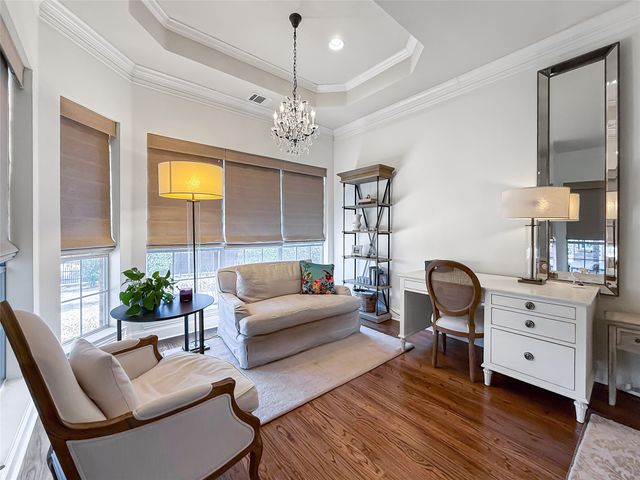 4206 Pinecreek Drive, Rowlett, TX 75088