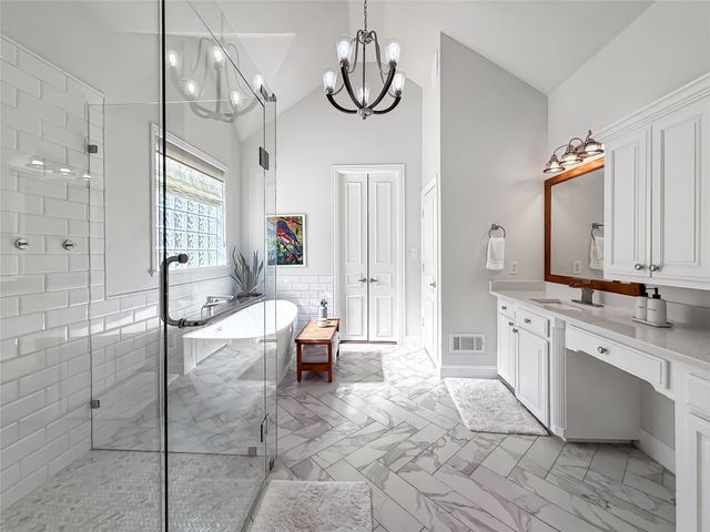 4206 Pinecreek Drive, Rowlett, TX 75088