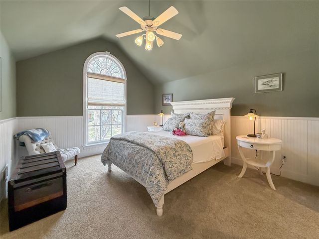 4206 Pinecreek Drive, Rowlett, TX 75088