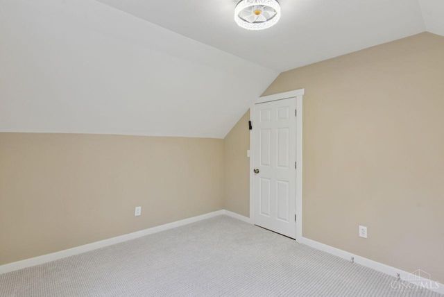 6721 Hillside Avenue, Cincinnati, OH 45233