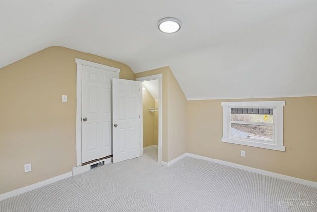 6721 Hillside Avenue, Cincinnati, OH 45233