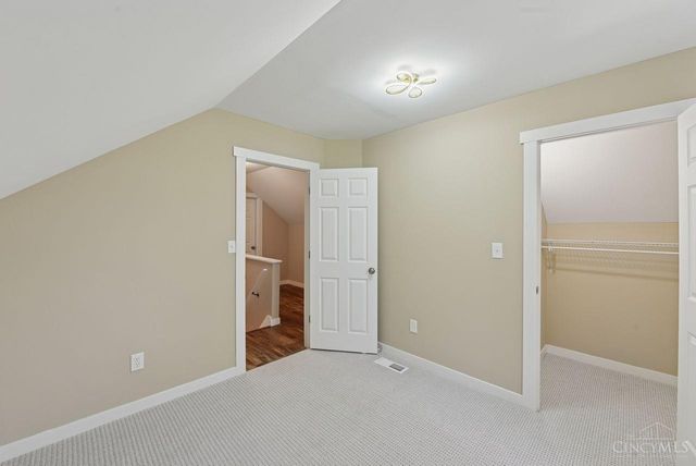 6721 Hillside Avenue, Cincinnati, OH 45233