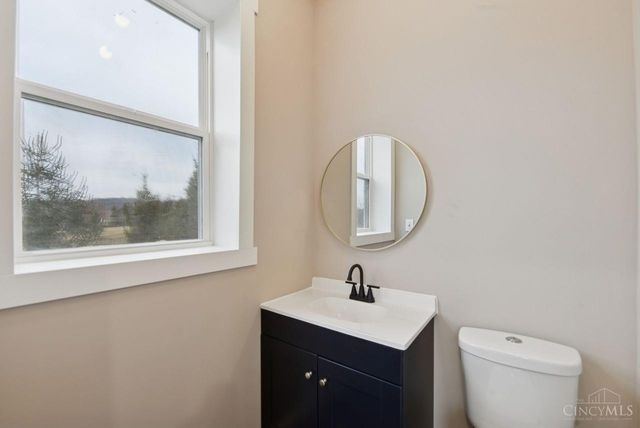 6721 Hillside Avenue, Cincinnati, OH 45233