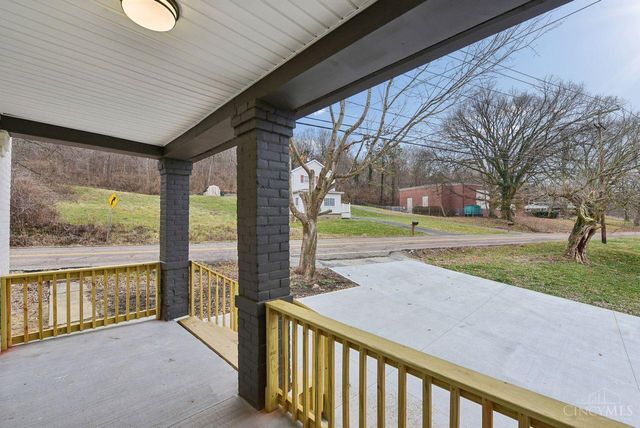 6721 Hillside Avenue, Cincinnati, OH 45233