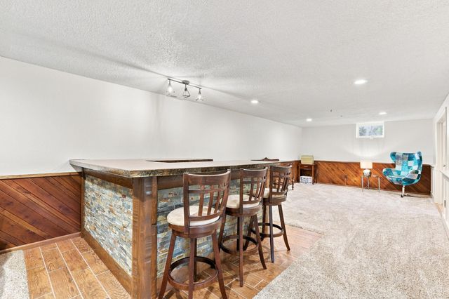 445 Gramsie Road, Shoreview, MN 55126