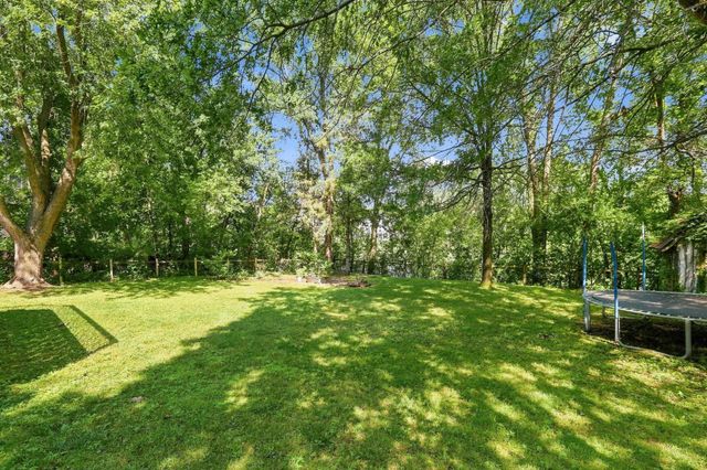 445 Gramsie Road, Shoreview, MN 55126