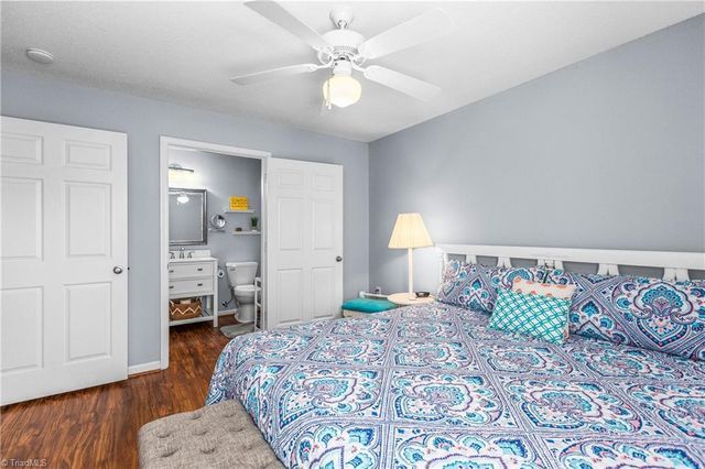1905 Crest Hollow Drive 102, Winston-salem, NC 27127