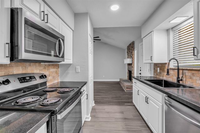12331 Flushing Meadows Drive, Houston, TX 77089