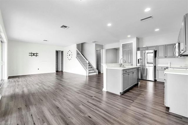 15639 Angelica DR, Alva, FL 33920