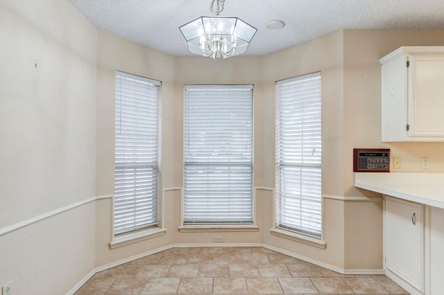 2328 93rd Place, Lubbock, TX 79423