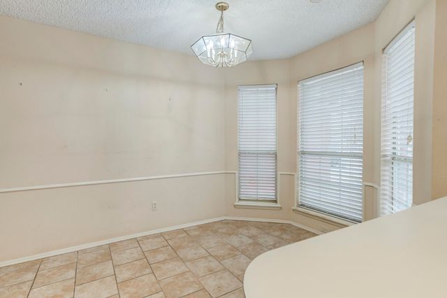 2328 93rd Place, Lubbock, TX 79423