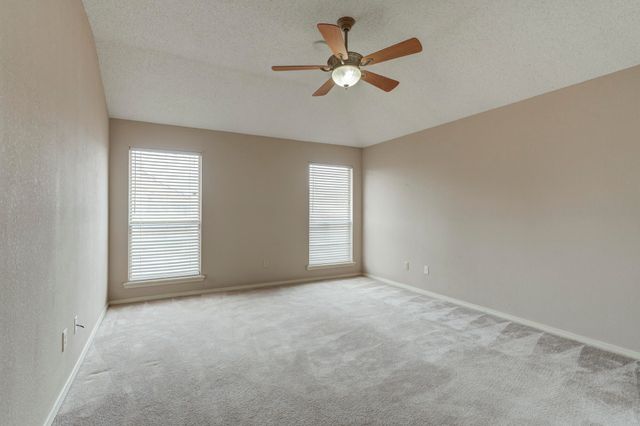 2328 93rd Place, Lubbock, TX 79423