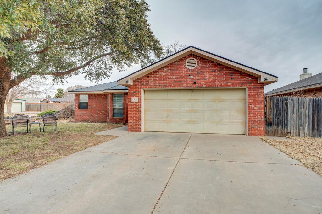 2328 93rd Place, Lubbock, TX 79423