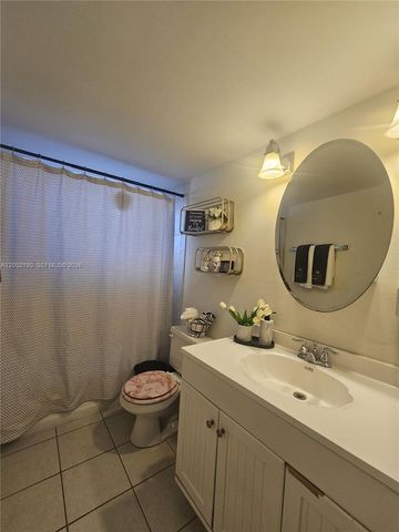 1750 W 46th St 518, Hialeah, FL 33012