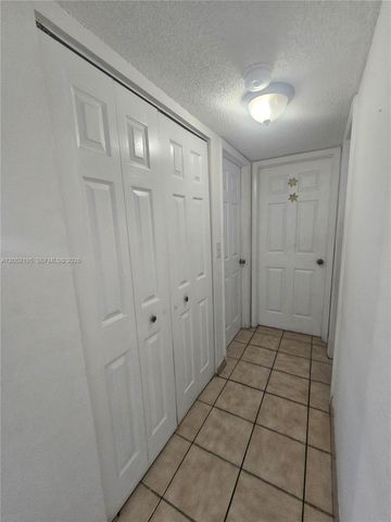 1750 W 46th St 518, Hialeah, FL 33012