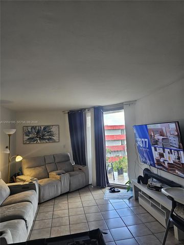 1750 W 46th St 518, Hialeah, FL 33012
