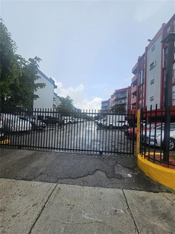 1750 W 46th St 518, Hialeah, FL 33012