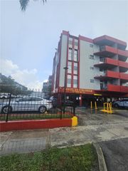 1750 W 46th St 518, Hialeah, FL 33012