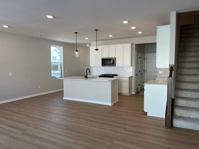 17958 Genoa Drive, Lakeville, MN 55044