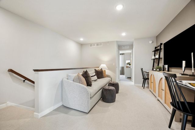 17958 Genoa Drive, Lakeville, MN 55044