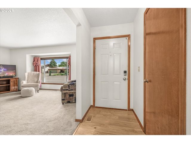 3123 Se 2ND St, Gresham, OR 97080