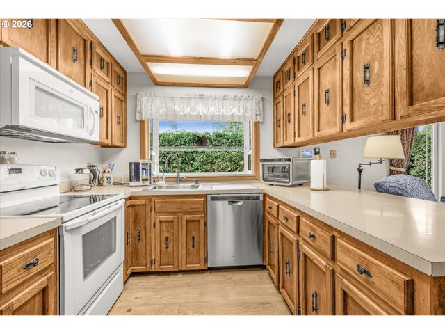 3123 Se 2ND St, Gresham, OR 97080