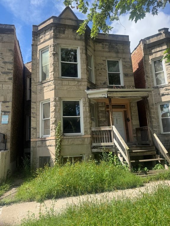 6620 S Rhodes Avenue, Chicago, IL 60637