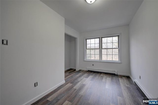 74 Camp Lane, Fairfield, NJ 07004