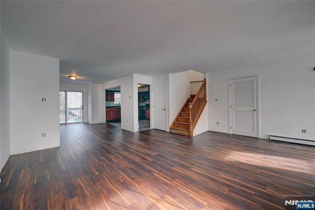 74 Camp Lane, Fairfield, NJ 07004