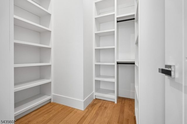 30 Winthrop Rd, Millburn Twp., NJ 07078