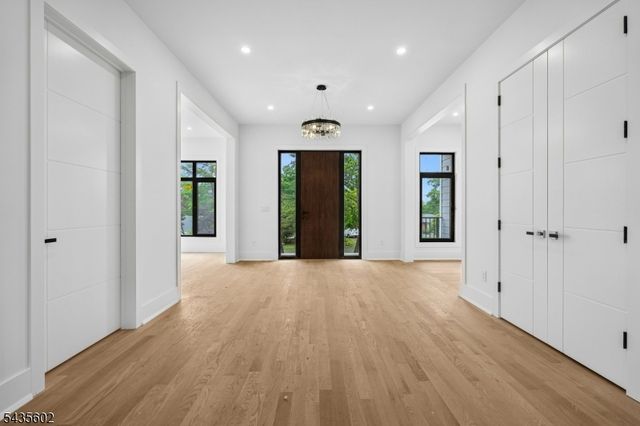 30 Winthrop Rd, Millburn Twp., NJ 07078